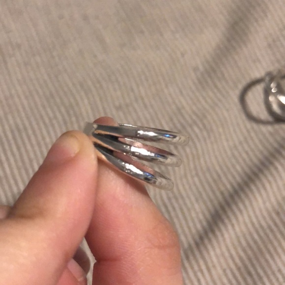 Brand New 2 Pack of Silver Rings - Picture 5 of 12